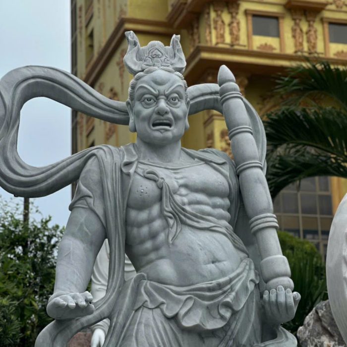 Tượng Kim Cang Hộ Pháp